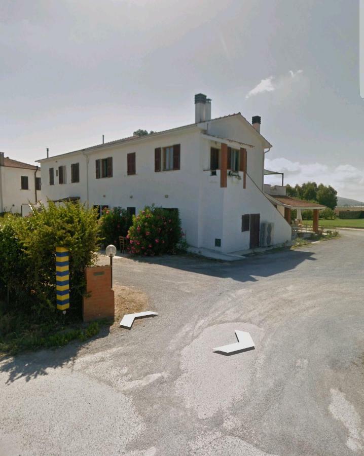 Hotel Dory Albinia Exteriör bild
